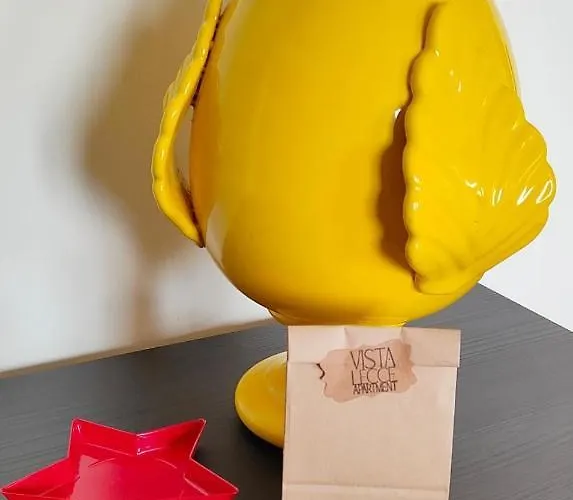 アパート Vista レッチェ