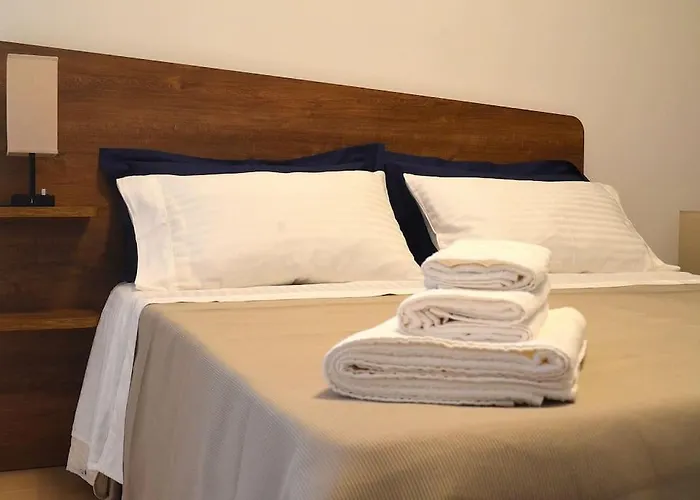 アパート Vista レッチェ